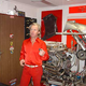 Illustration for article titled The Fabulous Lifestyle of Ueli Anlicker, The Red Gold SLR Guy
